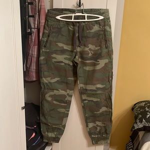 TNA camo pants